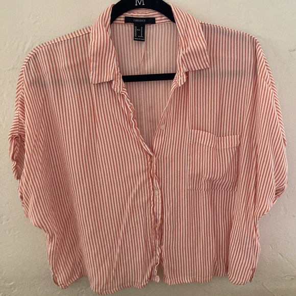 Boxy cropped button down - Picture 3 of 4